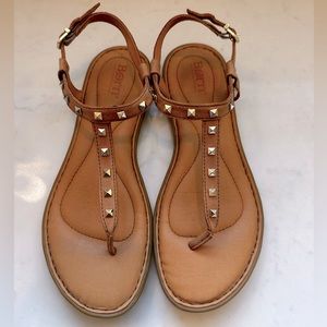 Born leather sandals 8.5